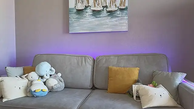 Snapshot of TammiLou chatting on 4, 10, 2025 TammiLou online show from 4, 10, 2025