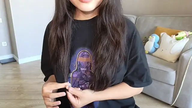 Snapshot of TammiLou chatting on 6, 10, 2025 TammiLou online show from 6, 10, 2025