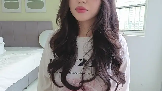 Snapshot of TammiLou chatting on 23, 11, 2025 TammiLou online show from 23, 11, 2025