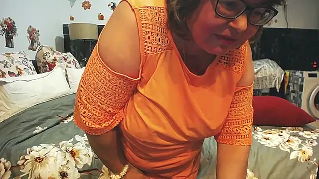 Snapshot of SweetMommaX chatting on 28, 4, 2026 SweetMommaX online show from 28, 4, 2026