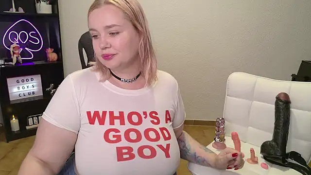 Snapshot of MargotGrey chatting on 24, 5, 2026 MargotGrey online show from 24, 5, 2026