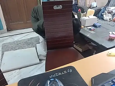 Snapshot of redvelvet_4 chatting on 17, 12, 2025 redvelvet 4 online show from 17, 12, 2025