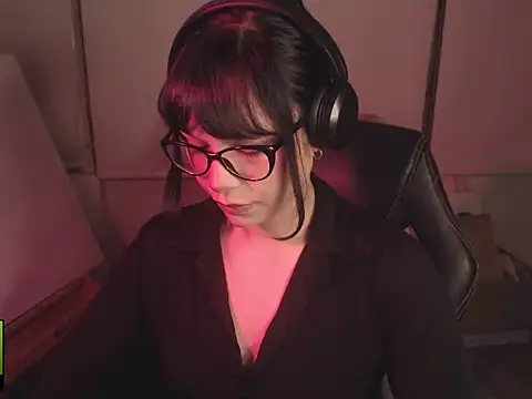 Snapshot of alien__show chatting on 23, 3, 2026 alien show online show from 23, 3, 2026