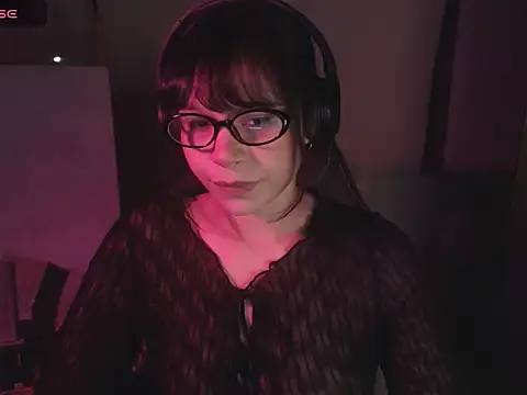 Snapshot of alien__show chatting on 23, 4, 2026 alien show online show from 23, 4, 2026