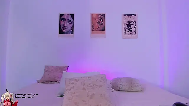 Moonlight1002 online show from 28, 11, 2025