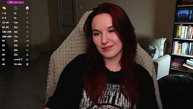 Snapshot of Val_lava chatting on 13, 4, 2026 Val lava online show from 13, 4, 2026