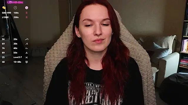 Snapshot of Val_lava chatting on 14, 4, 2026 Val lava online show from 14, 4, 2026