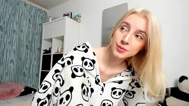 KenzieDawton online show from 21, 11, 2025