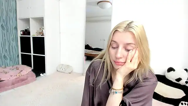 KenzieDawton online show from 25, 2, 2026