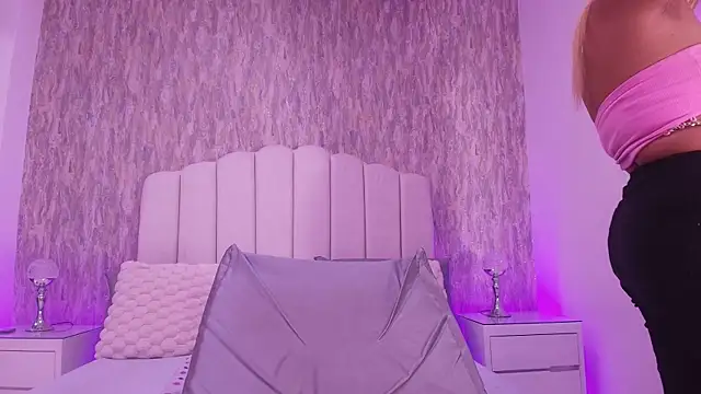 Snapshot of raven_lilith_ chatting on 30, 3, 2026 raven lilith online show from 30, 3, 2026