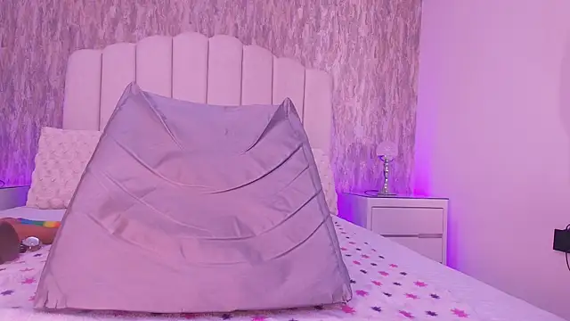 Snapshot of raven_lilith_ chatting on 1, 4, 2026 raven lilith online show from 1, 4, 2026