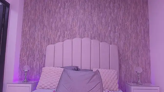 Snapshot of raven_lilith_ chatting on 21, 4, 2026 raven lilith online show from 21, 4, 2026