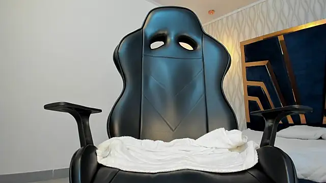 Petesevans online show from 4, 3, 2025