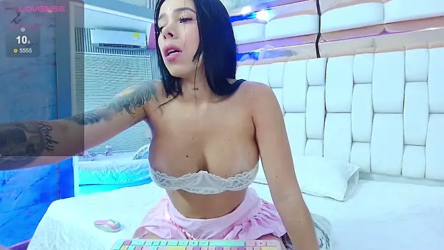 sexysistter online show from 13, 1, 2025