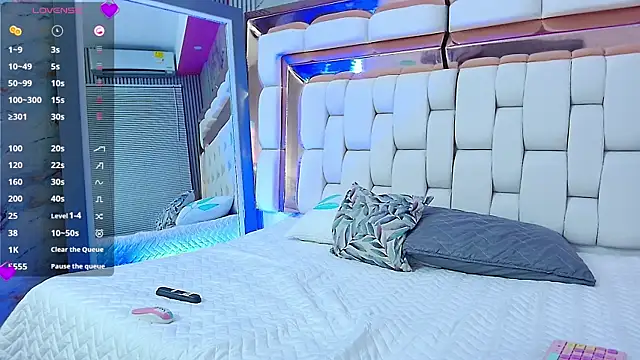 sexysistter online show from 4, 2, 2025