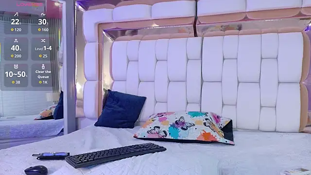 sexysistter online show from 11, 11, 2025