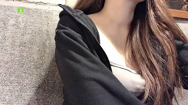 Snapshot of Tw_Zoella chatting on 14, 1, 2025 Tw Zoella online show from 14, 1, 2025