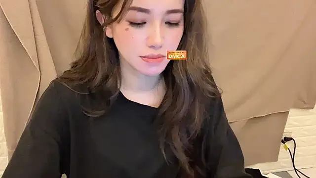 Snapshot of Tw_Zoella chatting on 3, 3, 2025 Tw Zoella online show from 3, 3, 2025