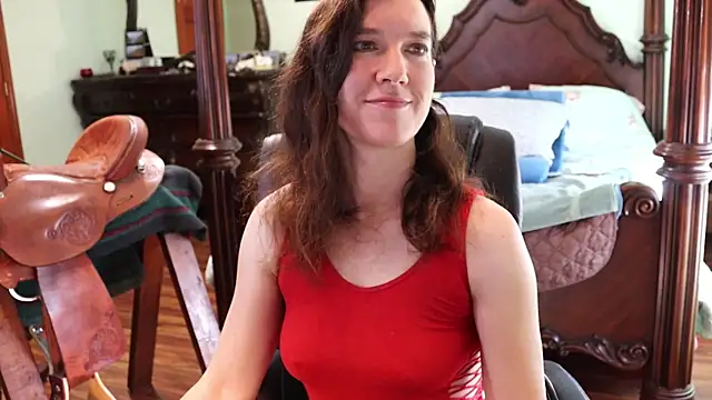 Snapshot of thornburyrose chatting on 2, 3, 2025 thornburyrose online show from 2, 3, 2025