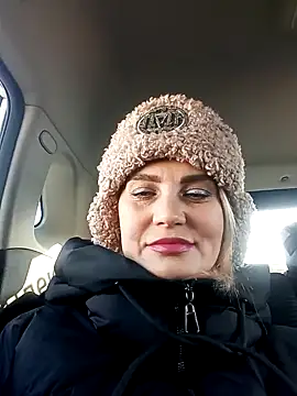 JennyOMay online show from 8, 2, 2025