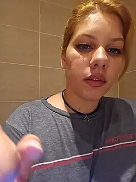 Snapshot of Janefruti chatting on 12, 2, 2025 Janefruti online show from 12, 2, 2025