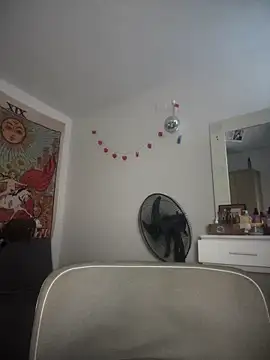 kiaraglam2 online show from 6, 11, 2025