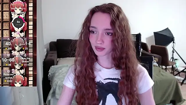 Snapshot of Weeissy chatting on 11, 3, 2025 Weeissy online show from 11, 3, 2025