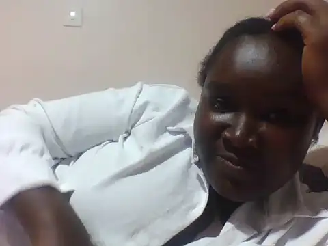 Snapshot of queen_aria19 chatting on 8, 1, 2026 queen aria19 online show from 8, 1, 2026