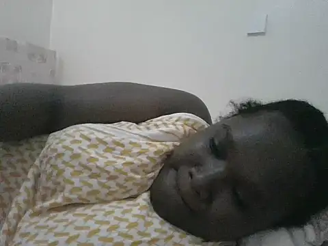 Snapshot of queen_aria19 chatting on 9, 4, 2026 queen aria19 online show from 9, 4, 2026