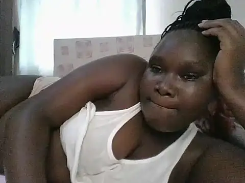 Snapshot of queen_aria19 chatting on 13, 4, 2026 queen aria19 online show from 13, 4, 2026