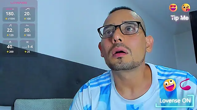 jhonyalzate2 online show from 13, 2, 2025