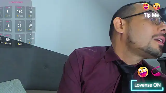 jhonyalzate2 online show from 26, 2, 2025