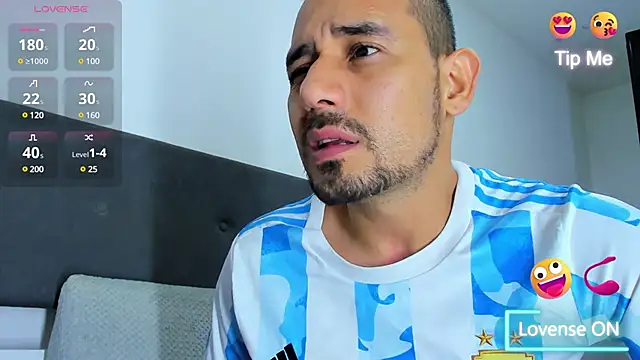 jhonyalzate2 online show from 11, 3, 2025