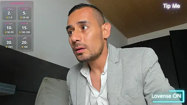 jhonyalzate2 online show from 15, 7, 2026