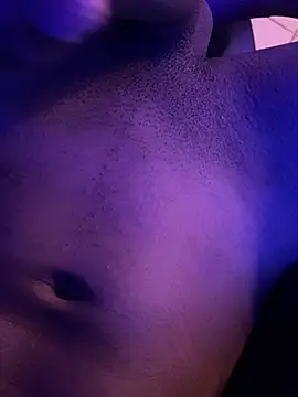 Snapshot of Rayanzimaker chatting on 12, 4, 2026 Rayanzimaker online show from 12, 4, 2026