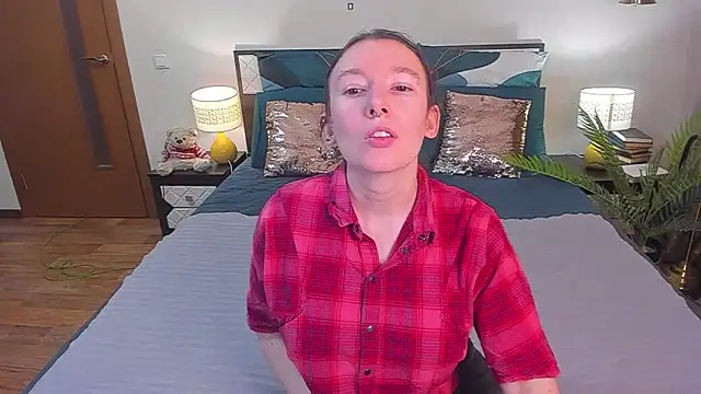 Snapshot of CatherineWalls chatting on 19, 2, 2026 CatherineWalls online show from 19, 2, 2026