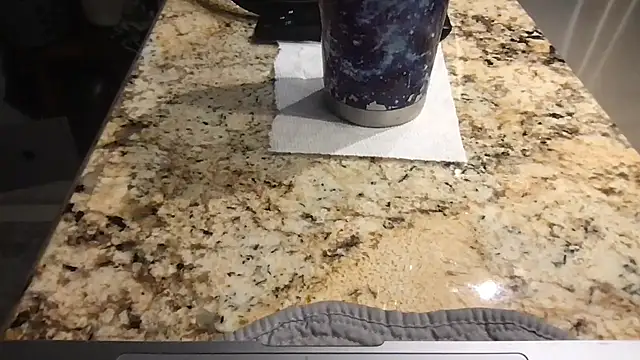 Snapshot of BigGuyMuscle chatting on 30, 11, 2025 BigGuyMuscle online show from 30, 11, 2025