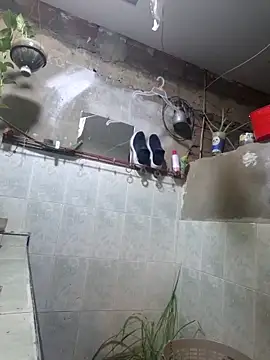 Snapshot of Bas2428 chatting on 26, 4, 2026 Bas2428 online show from 26, 4, 2026