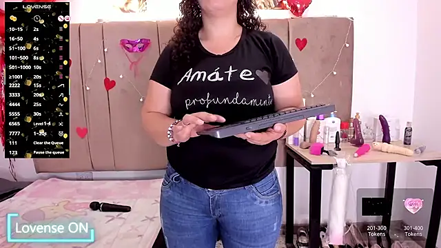 Zaly mature online show from 7, 10, 2025