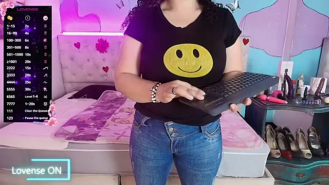 Zaly mature online show from 2, 6, 2026