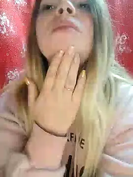 Zuli Kiska online show from 4, 12, 2024