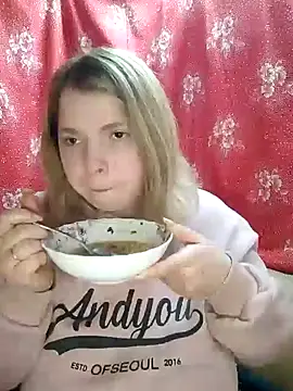 Zuli Kiska online show from 23, 12, 2024