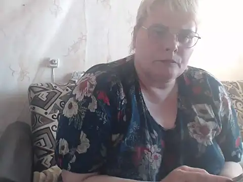 Snapshot of Ameliabusty chatting on 13, 9, 2025 Ameliabusty online show from 13, 9, 2025