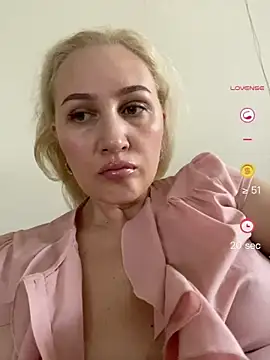 YourBlondee online show from 16, 6, 2026
