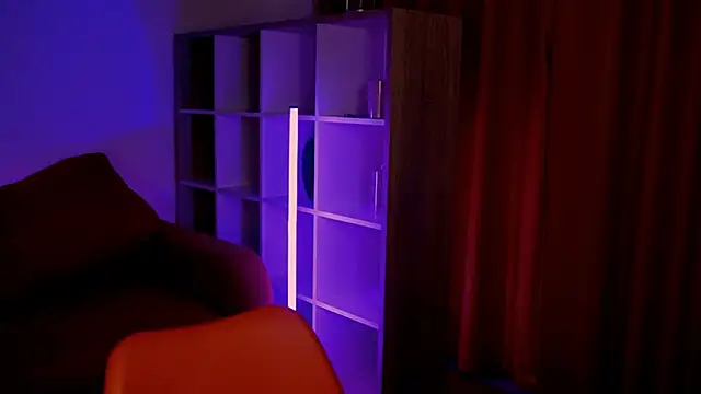 ItsAlisia online show from 16, 9, 2025