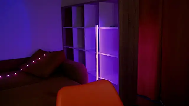 ItsAlisia online show from 3, 10, 2025