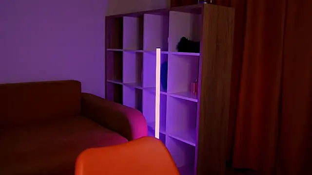 ItsAlisia online show from 12, 11, 2025