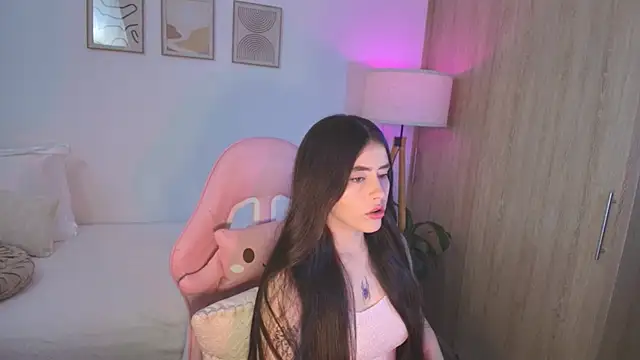 Snapshot of iriswest_ chatting on 29, 9, 2025 iriswest  online show from 29, 9, 2025
