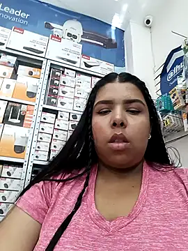 Snapshot of SaLomeJonees chatting on 17, 10, 2025 SaLomeJonees online show from 17, 10, 2025