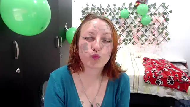 Snapshot of kittykalor09 chatting on 17, 3, 2026 kittykalor09 online show from 17, 3, 2026